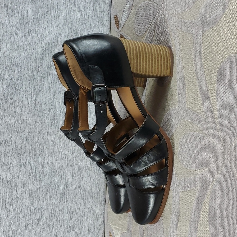 Clarks Ciera leather Gladiator sandals